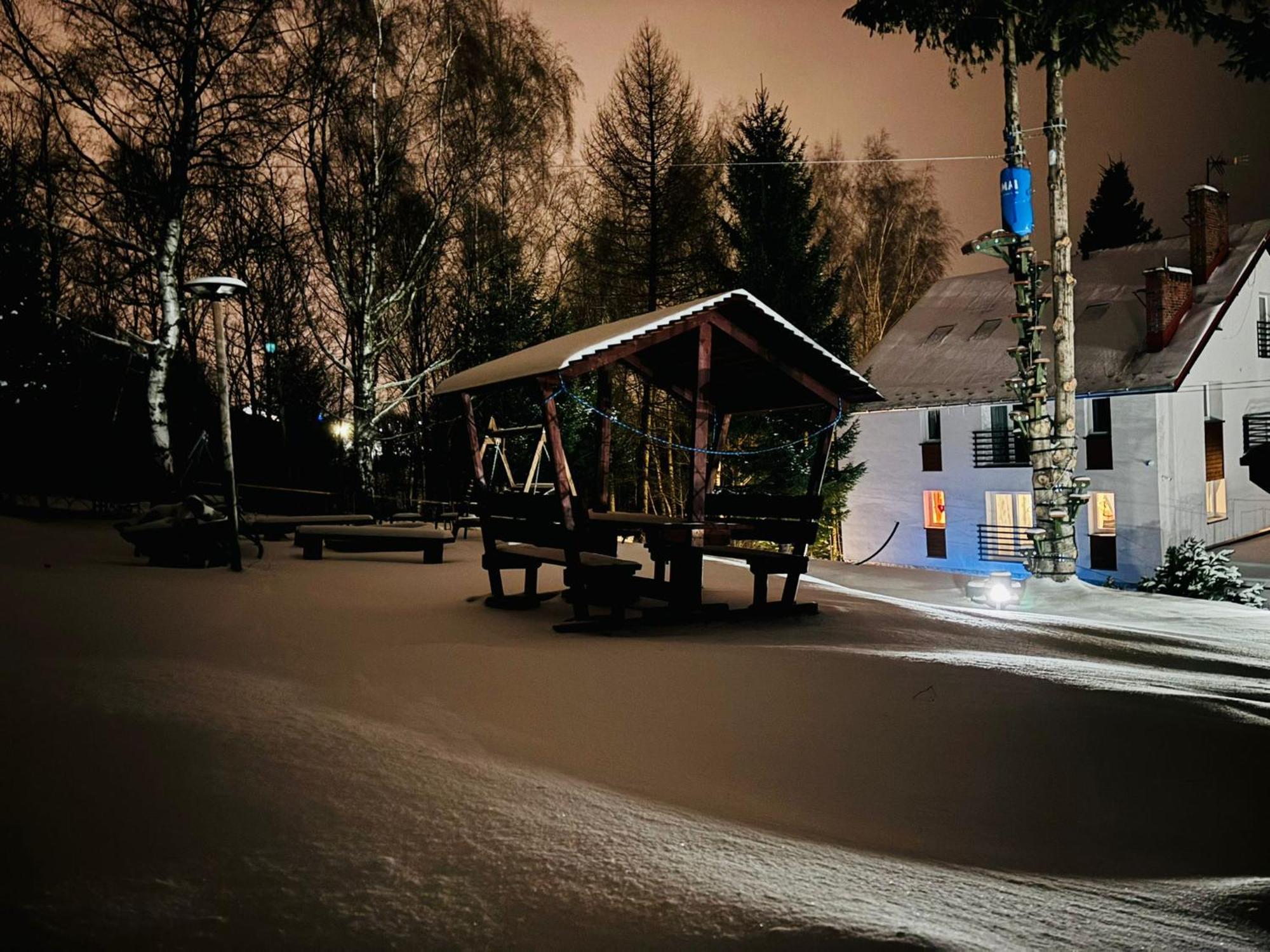 Na Stoku Appartement Świeradów-Zdrój Buitenkant foto